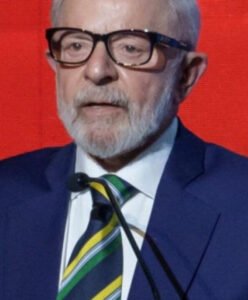 Leia mais sobre o artigo Conselheiro de Trump Xinga Lula após criticar intervenção dos EUA